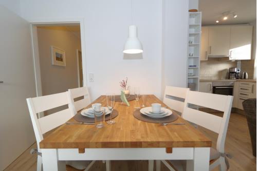 Sylt Ferienwohnung Haus am Dorfteich - Entennest