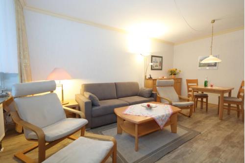 Sylt Strandstraße 22 - Ferienwohnung Kammel - Wohnzimmer