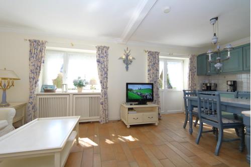 Sylt Haus Krauthahn - Ferienwohnung EG Kamin - Innenansicht